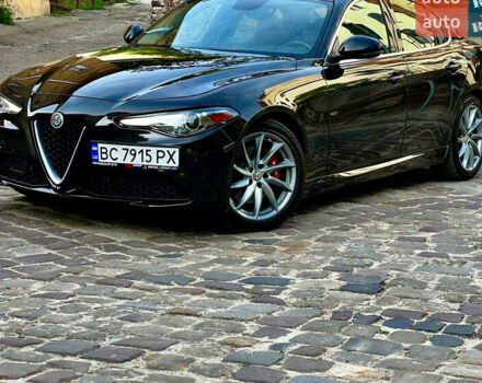 Черный Альфа Ромео Джулия, объемом двигателя 2 л и пробегом 78 тыс. км за 17800 $, фото 4 на Automoto.ua