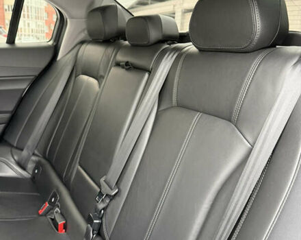 Чорний Альфа Ромео Джулія, об'ємом двигуна 2 л та пробігом 63 тис. км за 20900 $, фото 36 на Automoto.ua