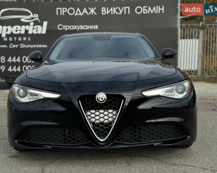 Черный Альфа Ромео Джулия, объемом двигателя 2 л и пробегом 58 тыс. км за 19999 $, фото 1 на Automoto.ua