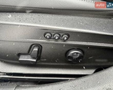 Чорний Альфа Ромео Джулія, об'ємом двигуна 2 л та пробігом 62 тис. км за 20500 $, фото 27 на Automoto.ua