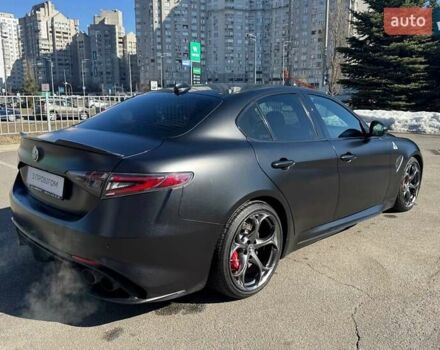 Чорний Альфа Ромео Джулія, об'ємом двигуна 2.9 л та пробігом 63 тис. км за 38500 $, фото 74 на Automoto.ua