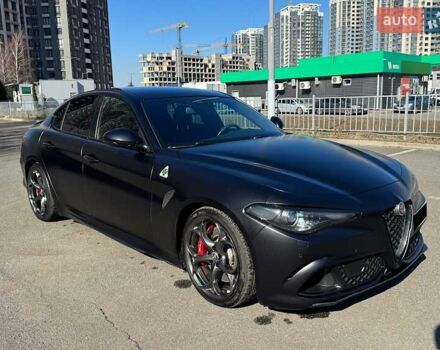 Чорний Альфа Ромео Джулія, об'ємом двигуна 2.9 л та пробігом 63 тис. км за 38500 $, фото 72 на Automoto.ua