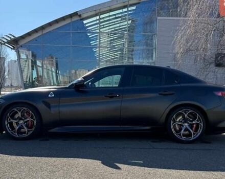Чорний Альфа Ромео Джулія, об'ємом двигуна 2.9 л та пробігом 63 тис. км за 38500 $, фото 70 на Automoto.ua