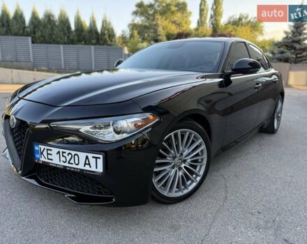 Альфа Ромео Джулія 2017 у Дніпро (Дніпропетровську) на Automoto.ua Чорний Альфа Ромео Джулія, об'ємом двигуна 2 л та пробігом 73 тис. км за 16900 $, фото 3 на Automoto.ua