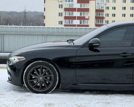 Чорний Альфа Ромео Джулія, об'ємом двигуна 2 л та пробігом 63 тис. км за 20900 $, фото 10 на Automoto.ua