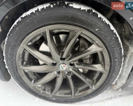 Чорний Альфа Ромео Джулія, об'ємом двигуна 2 л та пробігом 62 тис. км за 20500 $, фото 14 на Automoto.ua