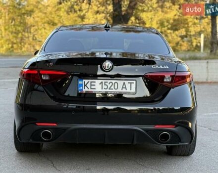 Альфа Ромео Джулія 2017 у Дніпро (Дніпропетровську) на Automoto.ua Чорний Альфа Ромео Джулія, об'ємом двигуна 2 л та пробігом 73 тис. км за 16900 $, фото 11 на Automoto.ua