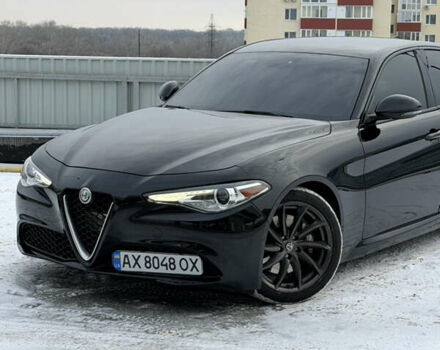 Чорний Альфа Ромео Джулія, об'ємом двигуна 2 л та пробігом 63 тис. км за 20900 $, фото 5 на Automoto.ua
