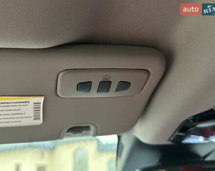 Чорний Альфа Ромео Джулія, об'ємом двигуна 2 л та пробігом 112 тис. км за 18800 $, фото 13 на Automoto.ua