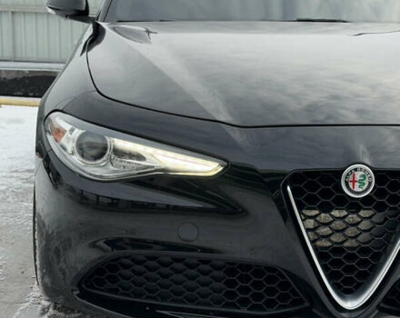 Чорний Альфа Ромео Джулія, об'ємом двигуна 2 л та пробігом 63 тис. км за 20900 $, фото 7 на Automoto.ua