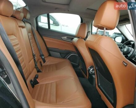 Альфа Ромео Джулия 2018 в Львове на Automoto.ua Черный Альфа Ромео Джулия, объемом двигателя 2 л и пробегом 128 тыс. км за 3800 $, фото 8 на Automoto.ua