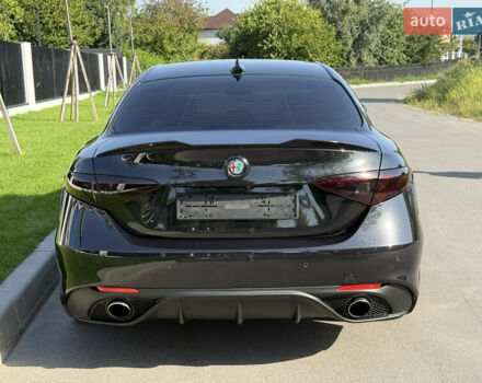 Альфа Ромео Джулия 2018 в Белой Церкве на Automoto.ua Черный Альфа Ромео Джулия, объемом двигателя 2 л и пробегом 75 тыс. км за 25500 $, фото 9 на Automoto.ua