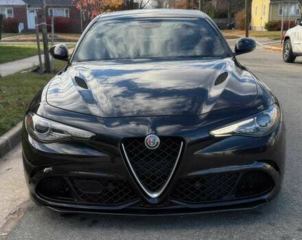 Чорний Альфа Ромео Джулія, об'ємом двигуна 2.9 л та пробігом 44 тис. км за 13500 $, фото 1 на Automoto.ua
