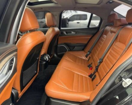 Чорний Альфа Ромео Джулія, об'ємом двигуна 2 л та пробігом 33 тис. км за 13400 $, фото 12 на Automoto.ua