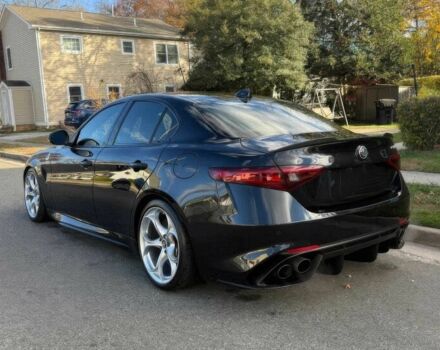 Черный Альфа Ромео Джулия, объемом двигателя 2.9 л и пробегом 48 тыс. км за 12500 $, фото 4 на Automoto.ua