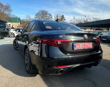 Черный Альфа Ромео Джулия, объемом двигателя 2 л и пробегом 45 тыс. км за 24000 $, фото 7 на Automoto.ua