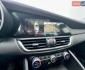 Чорний Альфа Ромео Джулія, об'ємом двигуна 2 л та пробігом 53 тис. км за 24000 $, фото 38 на Automoto.ua