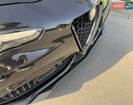 Альфа Ромео Джулия 2018 в Белой Церкве на Automoto.ua Черный Альфа Ромео Джулия, объемом двигателя 2 л и пробегом 75 тыс. км за 25500 $, фото 14 на Automoto.ua