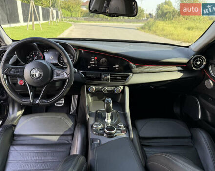 Альфа Ромео Джулия 2018 в Белой Церкве на Automoto.ua Черный Альфа Ромео Джулия, объемом двигателя 2 л и пробегом 75 тыс. км за 25500 $, фото 27 на Automoto.ua
