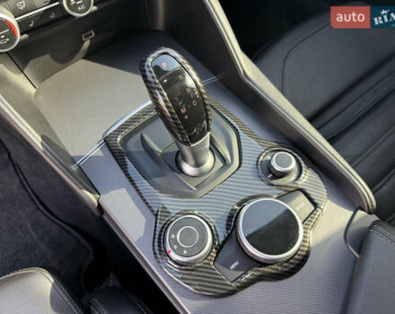 Альфа Ромео Джулия 2018 в Белой Церкве на Automoto.ua Черный Альфа Ромео Джулия, объемом двигателя 2 л и пробегом 75 тыс. км за 25500 $, фото 17 на Automoto.ua