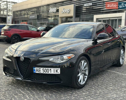Альфа Ромео Джулія 2018 у Дніпро (Дніпропетровську) на Automoto.ua Чорний Альфа Ромео Джулія, об'ємом двигуна 2 л та пробігом 135 тис. км за 17000 $, фото 2 на Automoto.ua