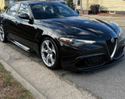 Чорний Альфа Ромео Джулія, об'ємом двигуна 2.9 л та пробігом 44 тис. км за 13500 $, фото 2 на Automoto.ua