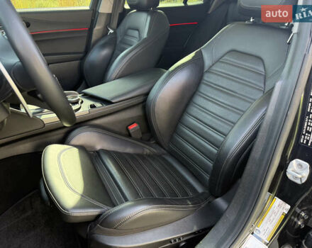 Альфа Ромео Джулия 2018 в Белой Церкве на Automoto.ua Черный Альфа Ромео Джулия, объемом двигателя 2 л и пробегом 75 тыс. км за 25500 $, фото 22 на Automoto.ua