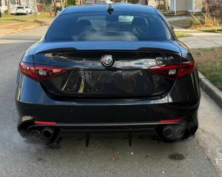 Чорний Альфа Ромео Джулія, об'ємом двигуна 2.9 л та пробігом 44 тис. км за 13500 $, фото 4 на Automoto.ua