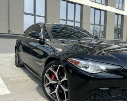 Чорний Альфа Ромео Джулія, об'ємом двигуна 2 л та пробігом 179 тис. км за 16800 $, фото 7 на Automoto.ua