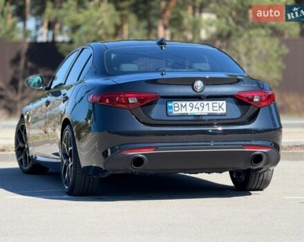 Чорний Альфа Ромео Джулія, об'ємом двигуна 2 л та пробігом 67 тис. км за 19990 $, фото 32 на Automoto.ua