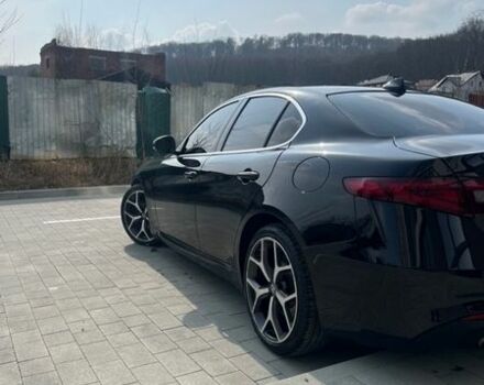 Чорний Альфа Ромео Джулія, об'ємом двигуна 2 л та пробігом 179 тис. км за 16800 $, фото 11 на Automoto.ua
