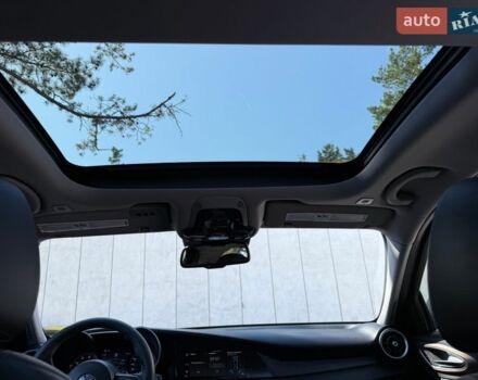 Чорний Альфа Ромео Джулія, об'ємом двигуна 2 л та пробігом 67 тис. км за 19990 $, фото 45 на Automoto.ua