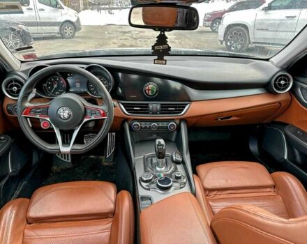 Черный Альфа Ромео Джулия, объемом двигателя 0 л и пробегом 66 тыс. км за 5500 $, фото 8 на Automoto.ua