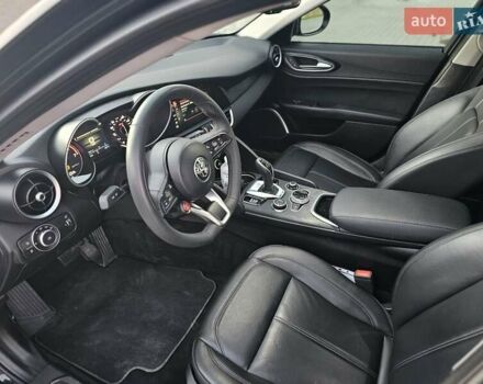 Альфа Ромео Джулия 2020 в Львове на Automoto.ua Черный Альфа Ромео Джулия, объемом двигателя 2 л и пробегом 92 тыс. км за 24400 $, фото 49 на Automoto.ua