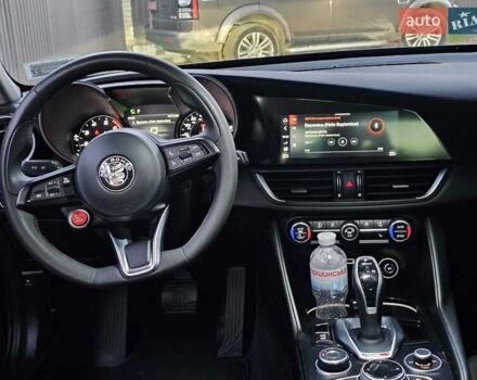 Альфа Ромео Джулия 2020 в Львове на Automoto.ua Черный Альфа Ромео Джулия, объемом двигателя 2 л и пробегом 92 тыс. км за 24400 $, фото 51 на Automoto.ua