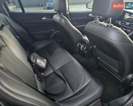 Альфа Ромео Джулия 2020 в Львове на Automoto.ua Черный Альфа Ромео Джулия, объемом двигателя 2 л и пробегом 92 тыс. км за 24400 $, фото 30 на Automoto.ua