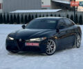 Чорний Альфа Ромео Джулія, об'ємом двигуна 2 л та пробігом 94 тис. км за 19999 $, фото 1 на Automoto.ua