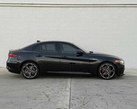 Черный Альфа Ромео Джулия, объемом двигателя 2 л и пробегом 43 тыс. км за 7500 $, фото 7 на Automoto.ua