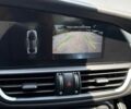 Чорний Альфа Ромео Джулія, об'ємом двигуна 2 л та пробігом 17 тис. км за 6804 $, фото 11 на Automoto.ua