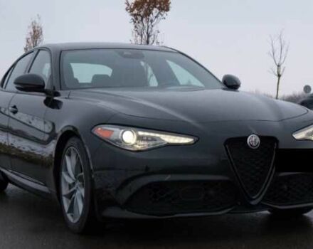 Черный Альфа Ромео Джулия, объемом двигателя 2 л и пробегом 11 тыс. км за 17000 $, фото 3 на Automoto.ua