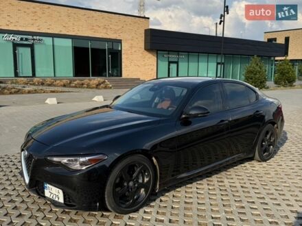 Черный Альфа Ромео Джулия, объемом двигателя 2 л и пробегом 195 тыс. км за 14000 $, фото 1 на Automoto.ua