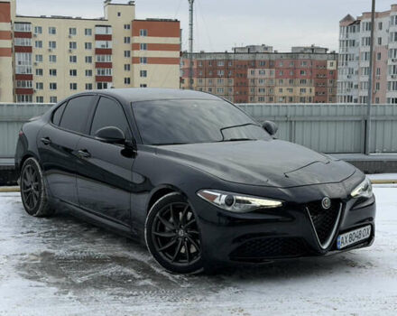 Черный Альфа Ромео Джулия, объемом двигателя 2 л и пробегом 63 тыс. км за 20900 $, фото 1 на Automoto.ua