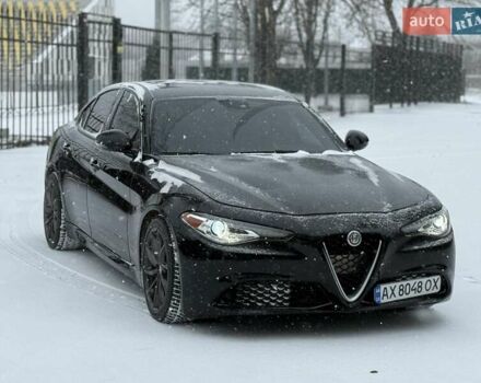 Черный Альфа Ромео Джулия, объемом двигателя 2 л и пробегом 62 тыс. км за 20500 $, фото 1 на Automoto.ua