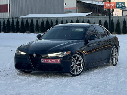 Чорний Альфа Ромео Джулія, об'ємом двигуна 2 л та пробігом 94 тис. км за 19999 $, фото 1 на Automoto.ua
