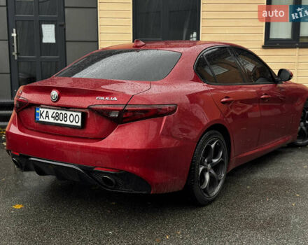 Червоний Альфа Ромео Джулія, об'ємом двигуна 2 л та пробігом 120 тис. км за 19999 $, фото 10 на Automoto.ua