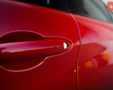 Красный Альфа Ромео Джулия, объемом двигателя 2 л и пробегом 145 тыс. км за 19700 $, фото 16 на Automoto.ua