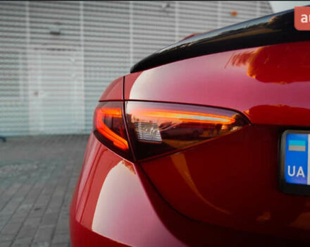 Красный Альфа Ромео Джулия, объемом двигателя 2 л и пробегом 145 тыс. км за 19700 $, фото 8 на Automoto.ua