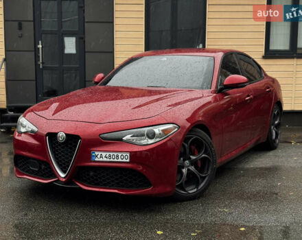 Червоний Альфа Ромео Джулія, об'ємом двигуна 2 л та пробігом 120 тис. км за 19999 $, фото 1 на Automoto.ua