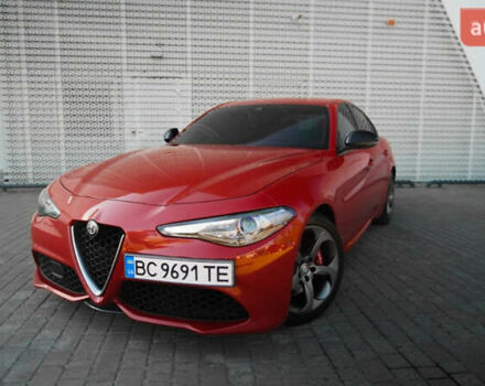 Красный Альфа Ромео Джулия, объемом двигателя 2 л и пробегом 145 тыс. км за 19700 $, фото 2 на Automoto.ua