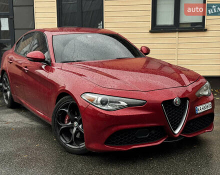 Червоний Альфа Ромео Джулія, об'ємом двигуна 2 л та пробігом 120 тис. км за 19999 $, фото 7 на Automoto.ua